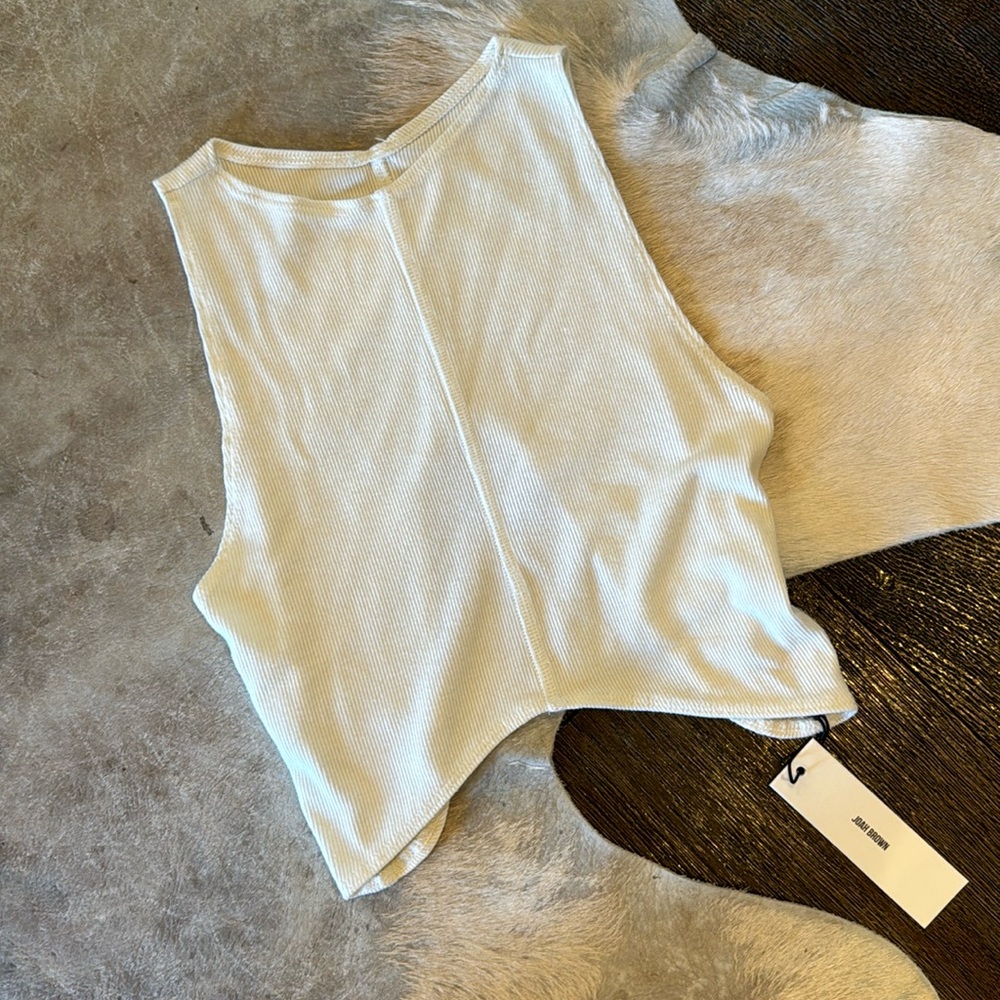 JOAH BROWN Brand new curve crop top